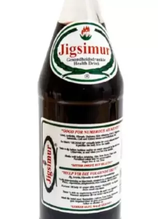 Jigsimur is a Traditional African Medicine (TAM). Jigsimur is a blend of carefully selected potent herbs and roots scientifically proven to prevent and cure common ailments and stubborn diseases. It contains antioxidants, phytonutrients, and anti-ageing elements, making it ideal for the young and the old. It has no side effects as all the blends are 100% herbs and roots. Pack Size: 750ml